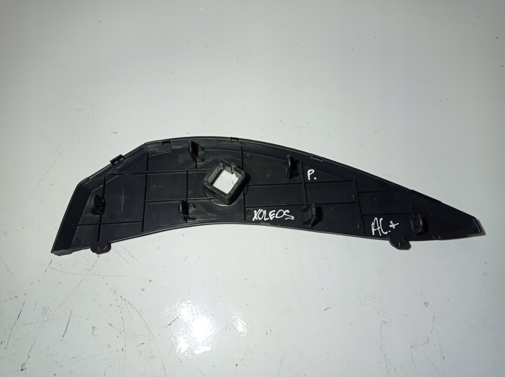 фото №4, Renault оригинальный номер 68498jy40a