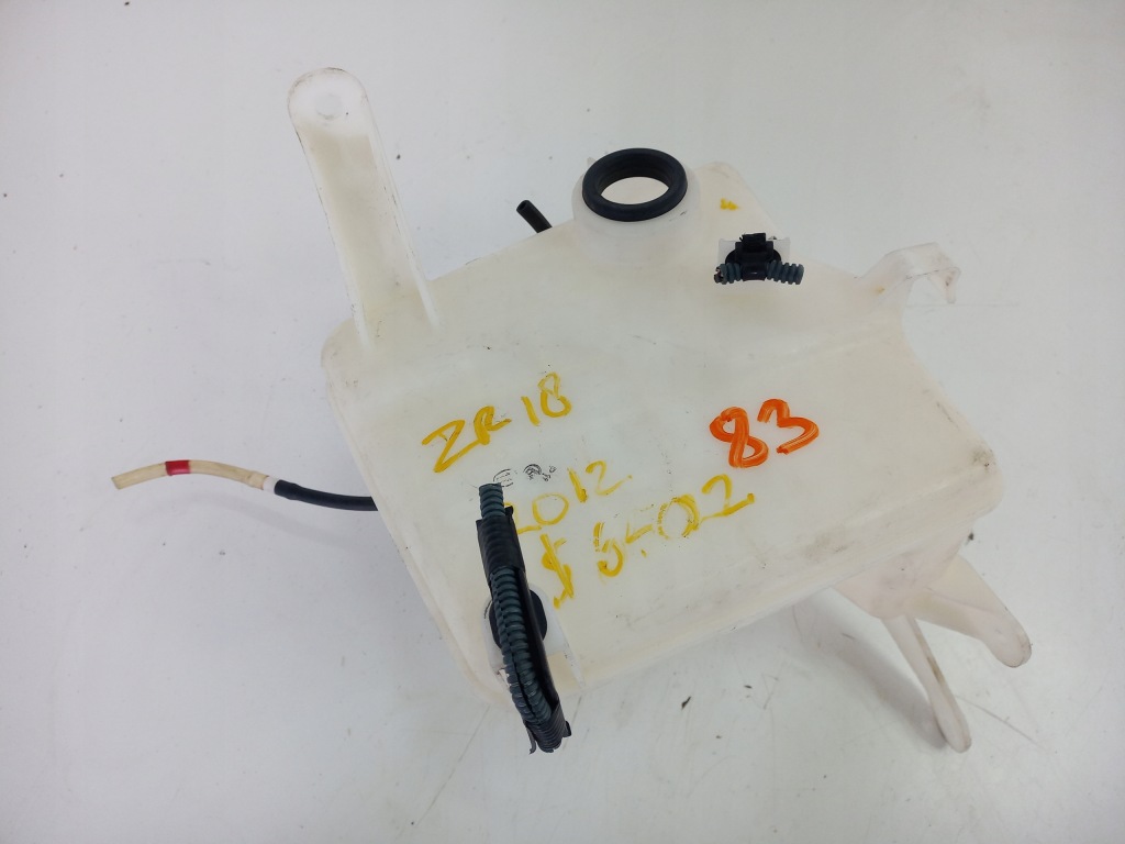 фото №1, Бачок омывателя toyota auris ii