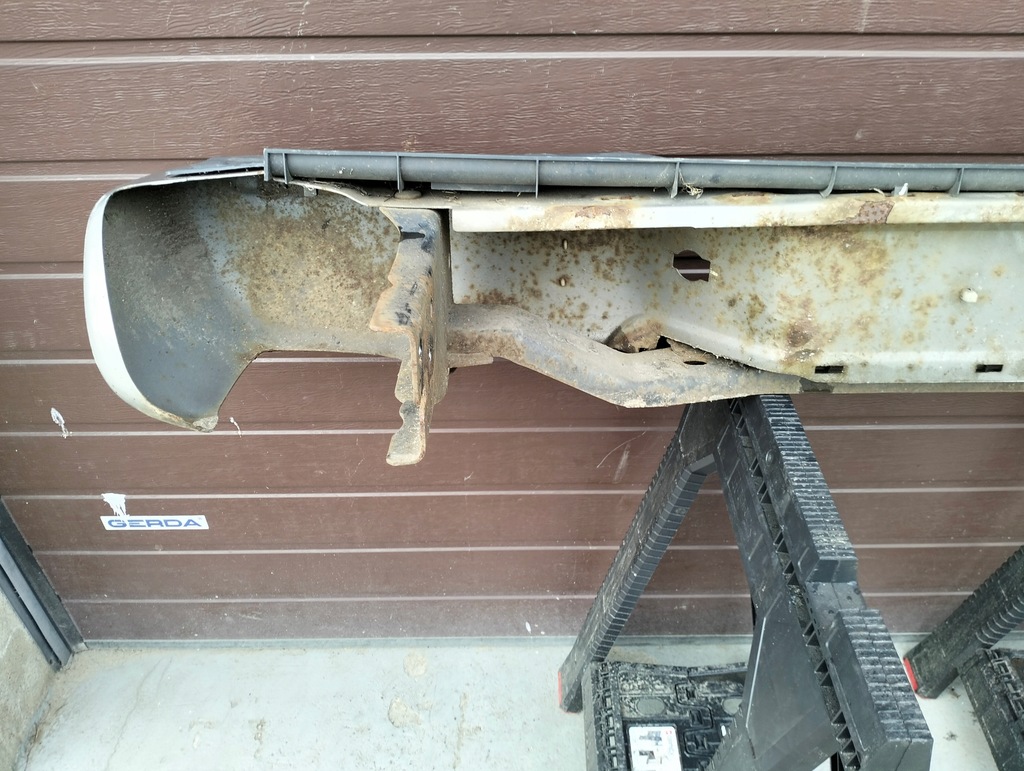 фото №13, Бампер задний балка nissan navara iii d40 2005-2010