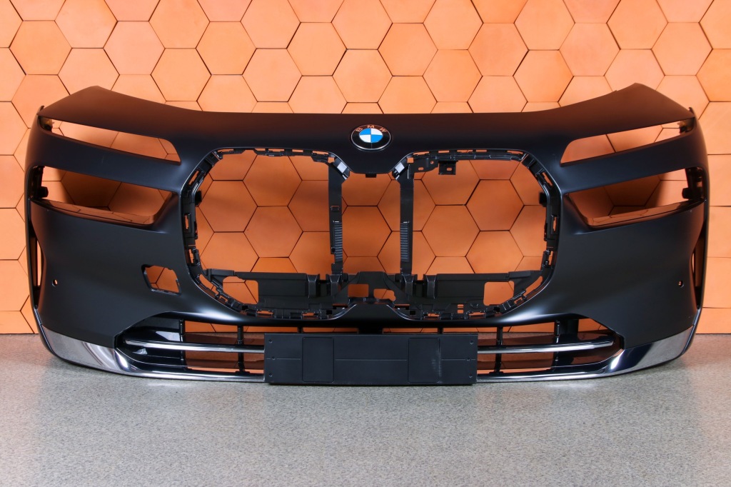 фото №1, Bmw 7 g70 i7 бампер перед передний цвет c64