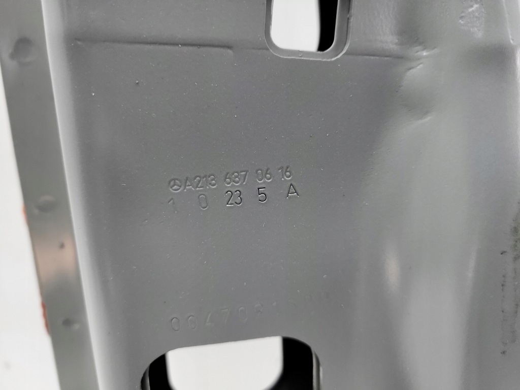 фото №2, Mercedes e-klasa w213 213 правий поріг блок двигуна обшивка poznań giełda