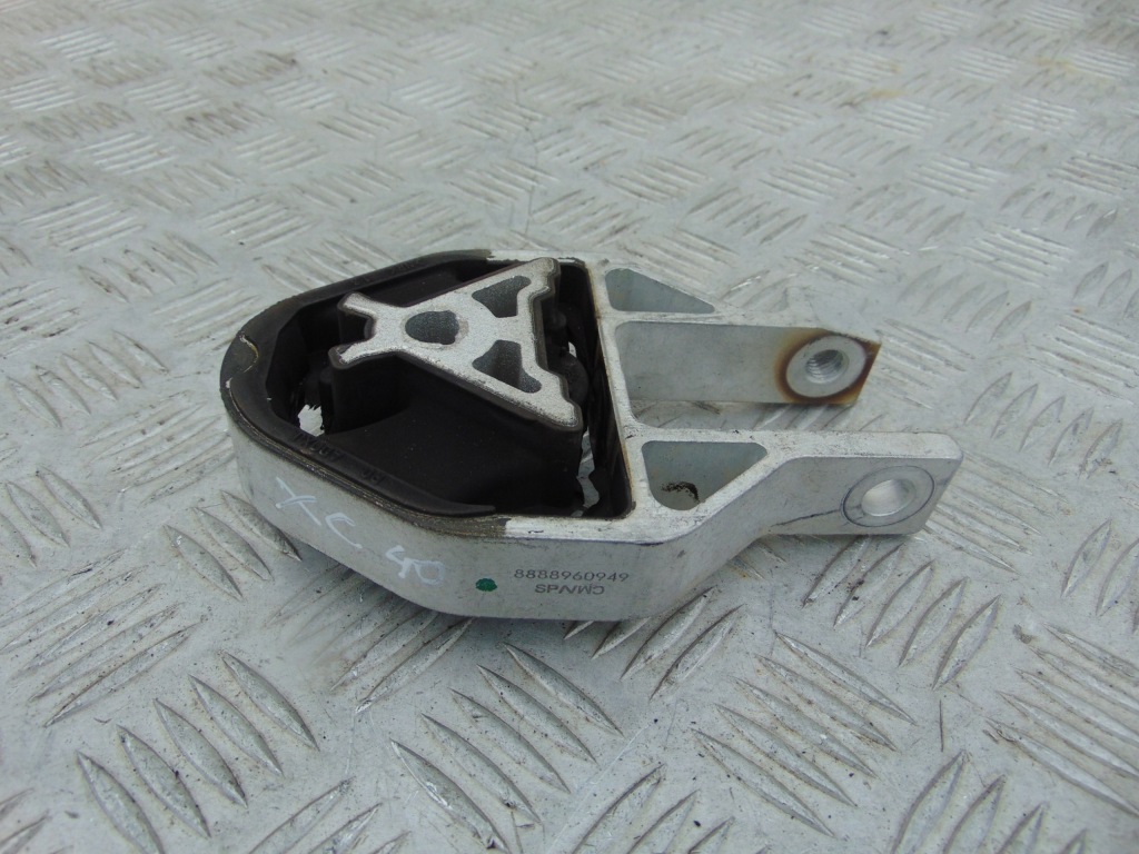 фото №1, Volvo xc40 подушка двигателя кронштейн кронштейн 2.0 d