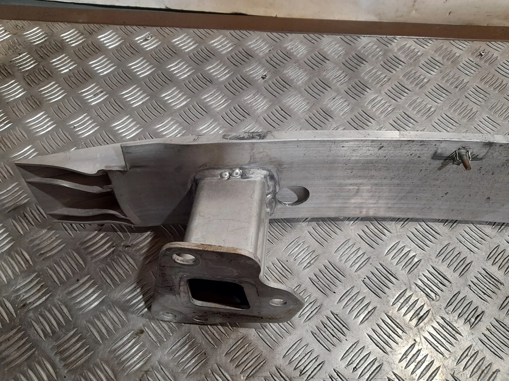 фото №7, Chevrolet camaro 84149485 задний усиление балка