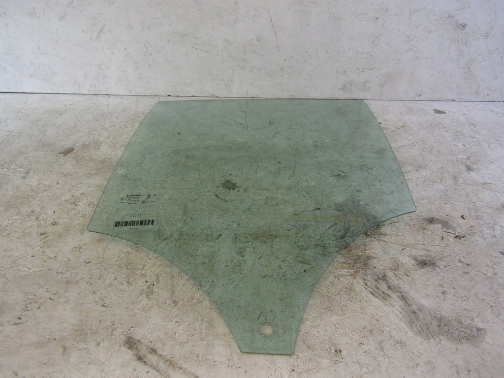 фото №8, Volvo xc40 скло двері задніх ліва