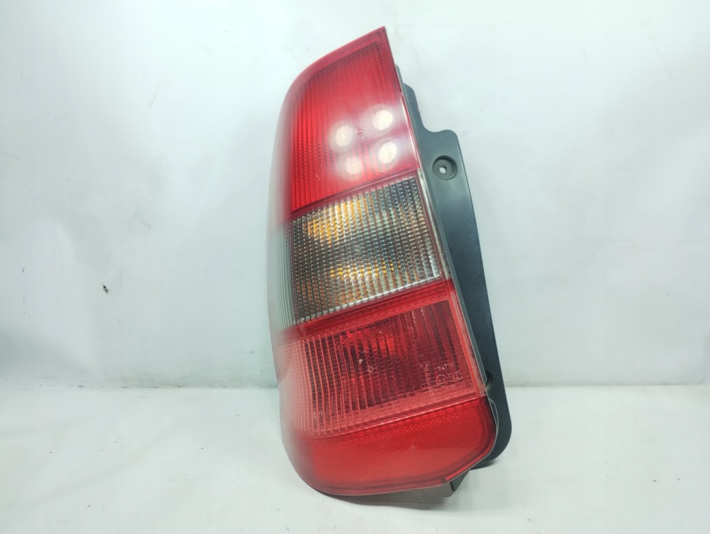 фото №3, Mitsubishi space star лампа лівий задня