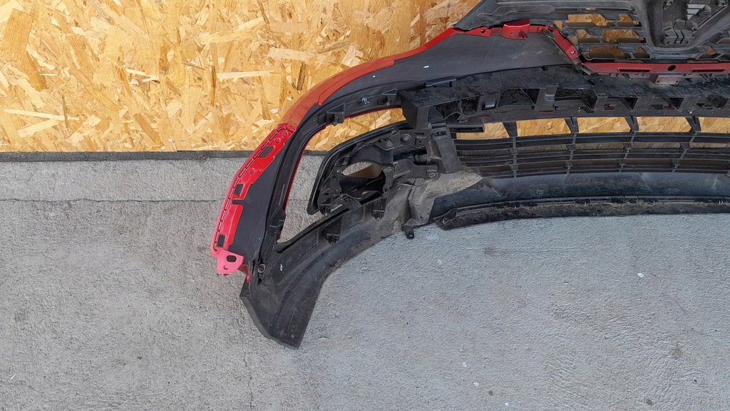 фото №9, Renault captur lift бампер передній решітка радіатора червоний гарний