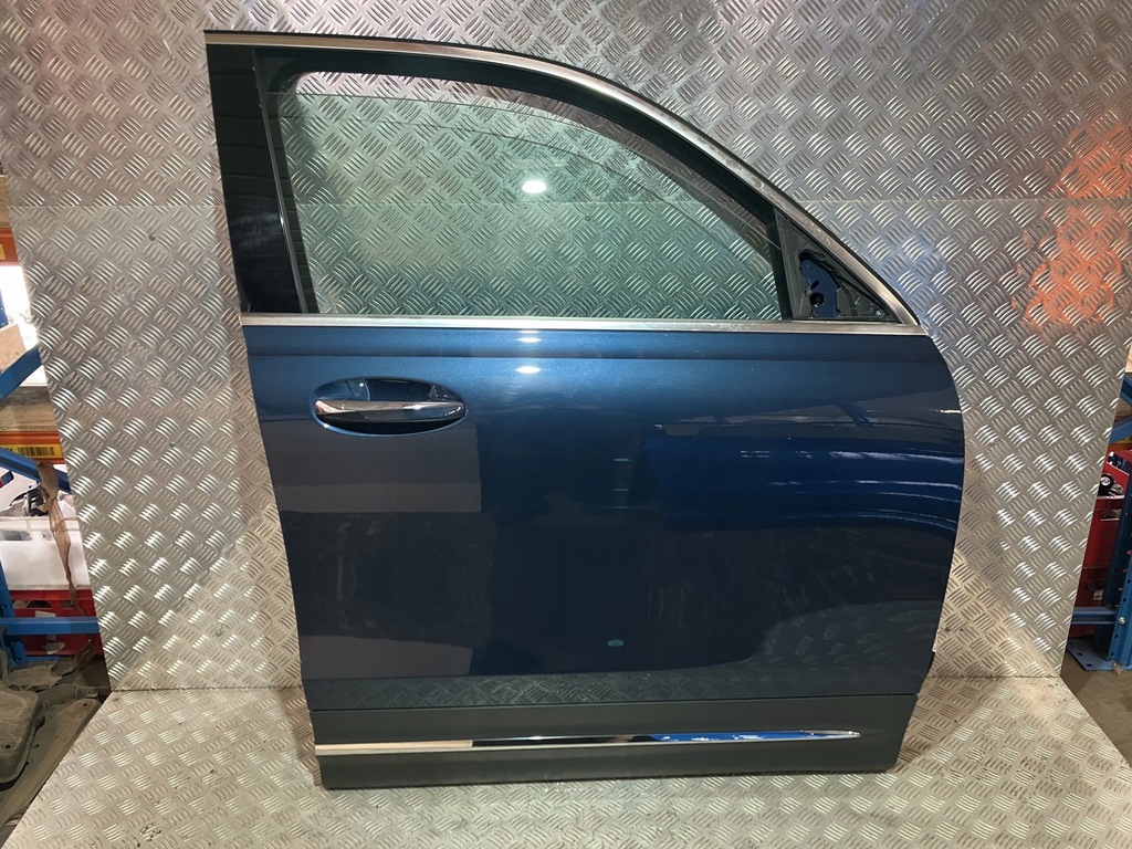 фото №1, Двері правий перед mercedes eqb x243 лак 667