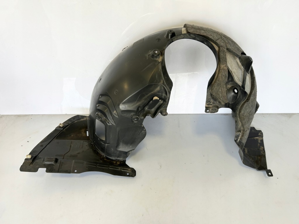 Купити Підкрилок bmw 2 f45 f46 lci правий перед 7473414