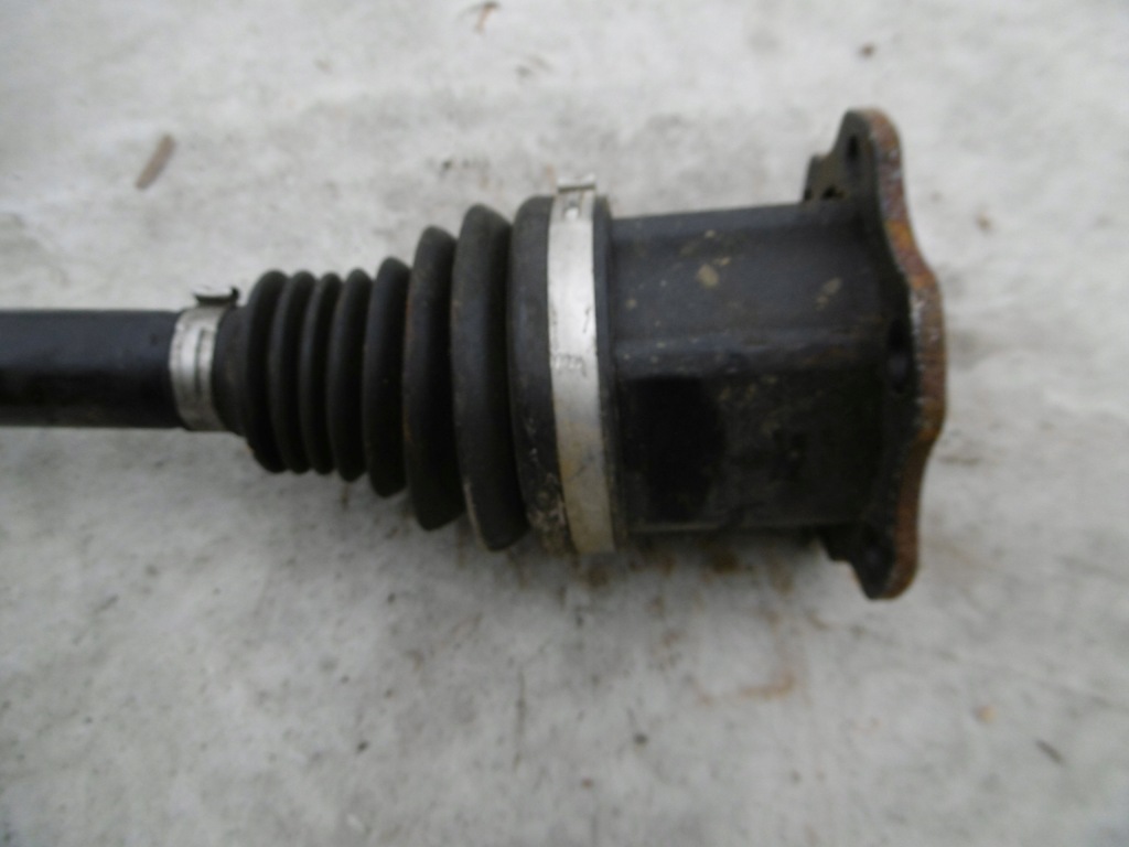 фото №5, Привідний вал ліва 4m0407271l vw touareg iii