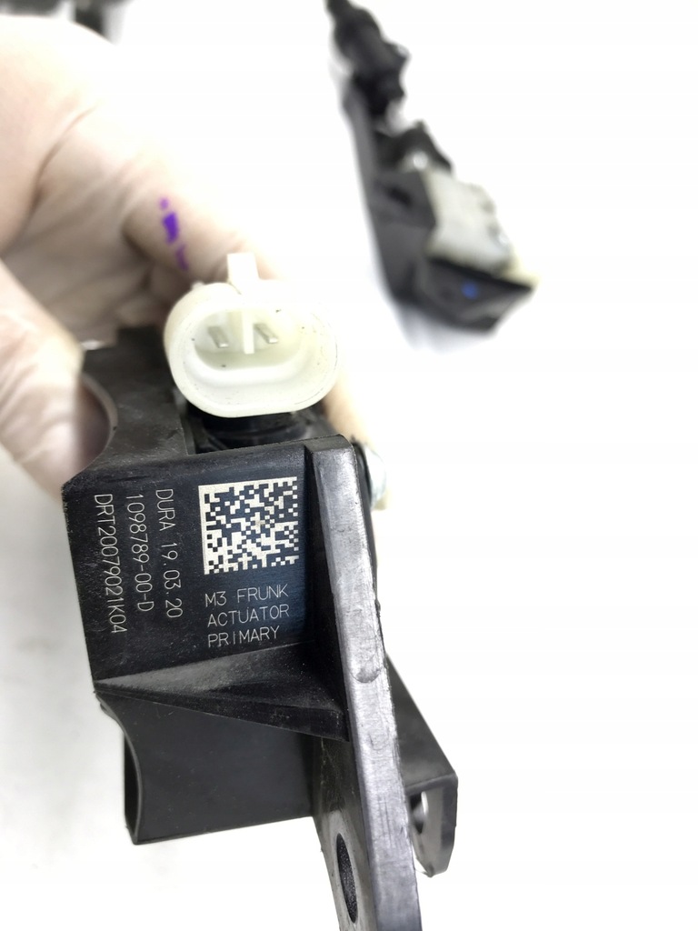 фото №9, Tesla model s y 3 x замок капот + трос +двигатели