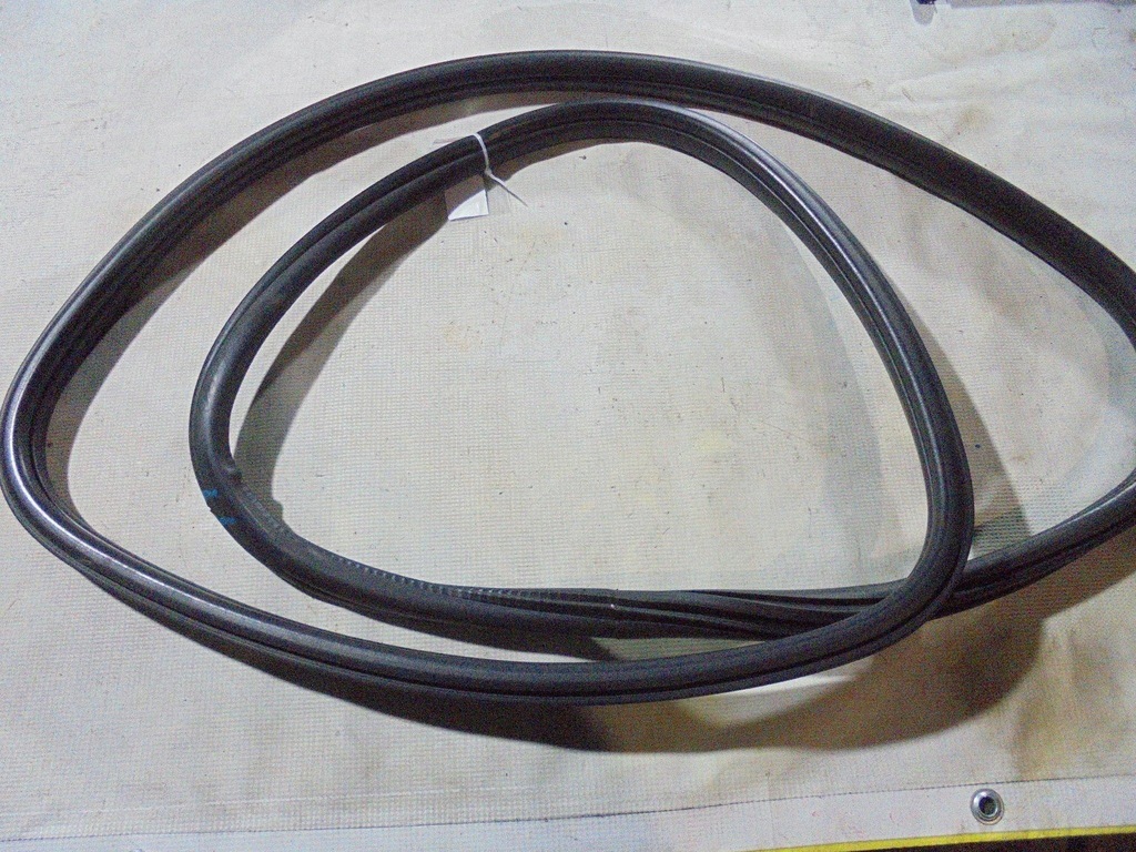 фото №1, Прокладка кузов правая задняя bmw x3 f25 2.0d xdrive 2011