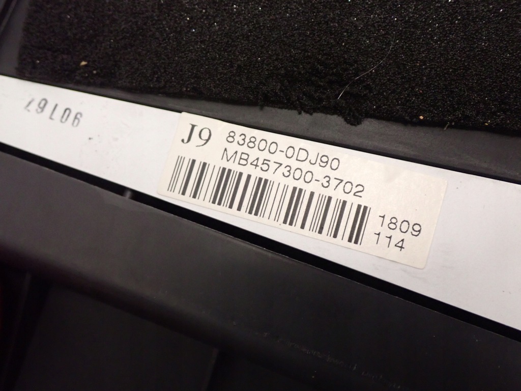 фото №8, Toyota yaris ii 09-11 приборы счетчик