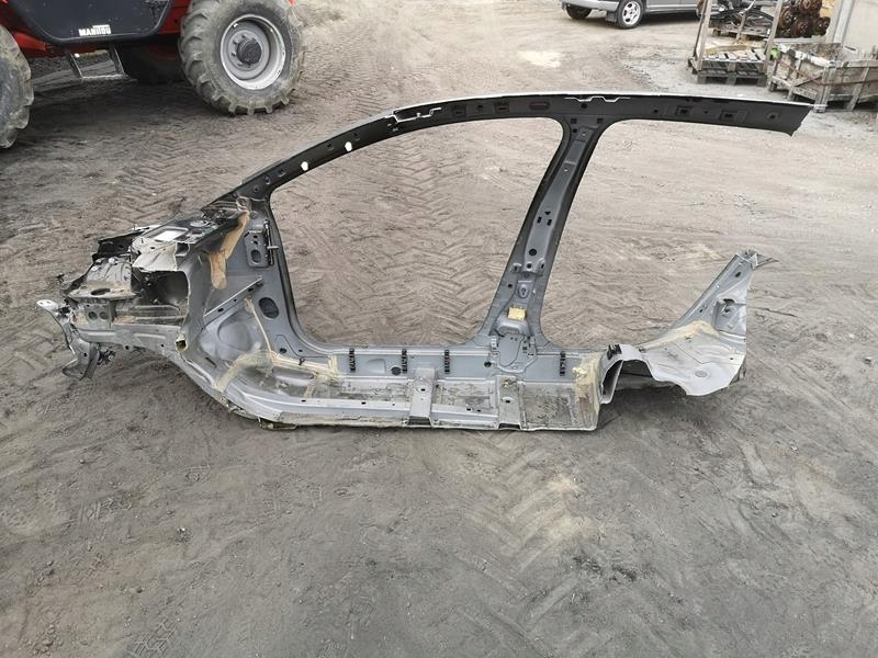 фото №8, Четверть блок двигателя правый перед середина порог renault clio iv хэтчбек