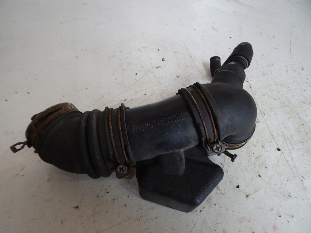 фото №1, Шланг воздуха 17880-37100 toyota prius iii