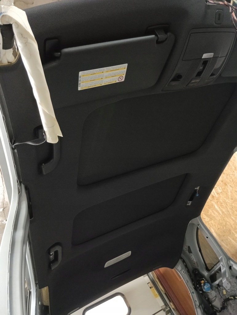 фото №1, Mercedes w246 стеля czarna стеля панорама