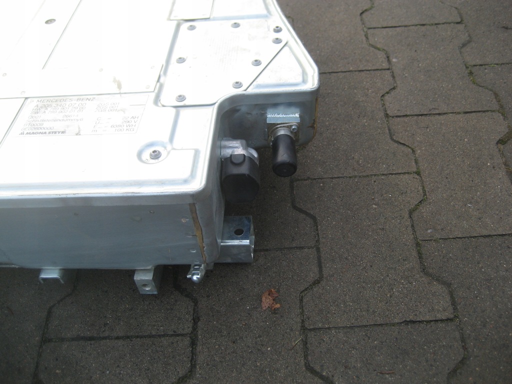 фото №6, Mercedes w213 w205 гибрид корпус аккумулятора