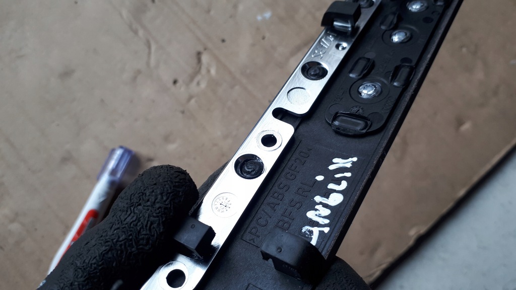 фото №8, S4 b8 a4 молдинг dekor консоли 2hi 8k2853189ab uk