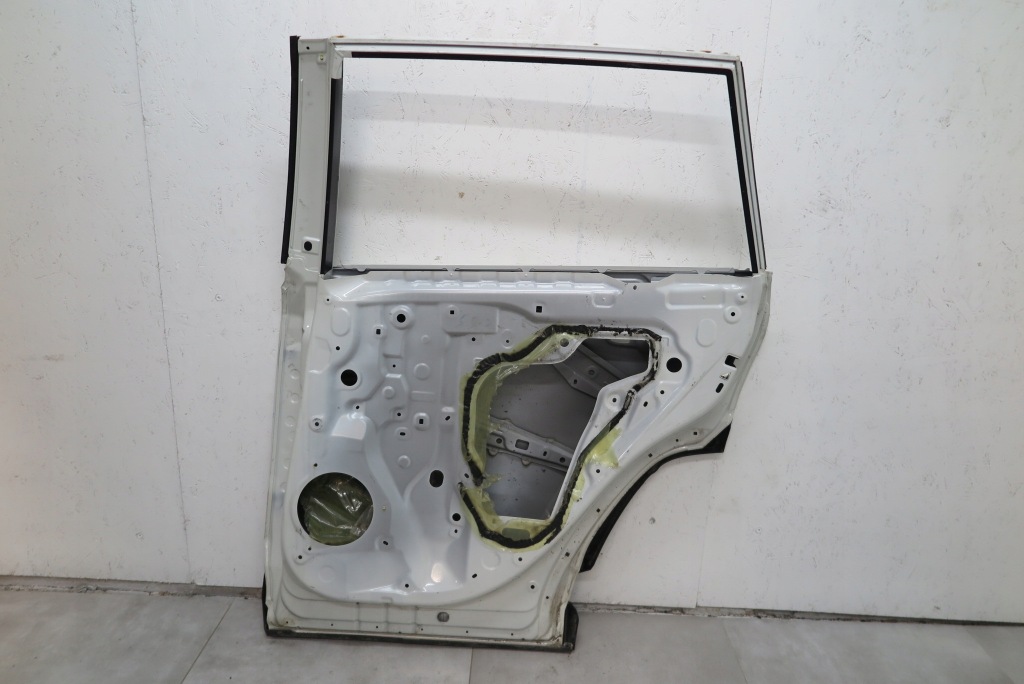 фото №5, Toyota rav4 rav4 v дверь правое задние правый задняя