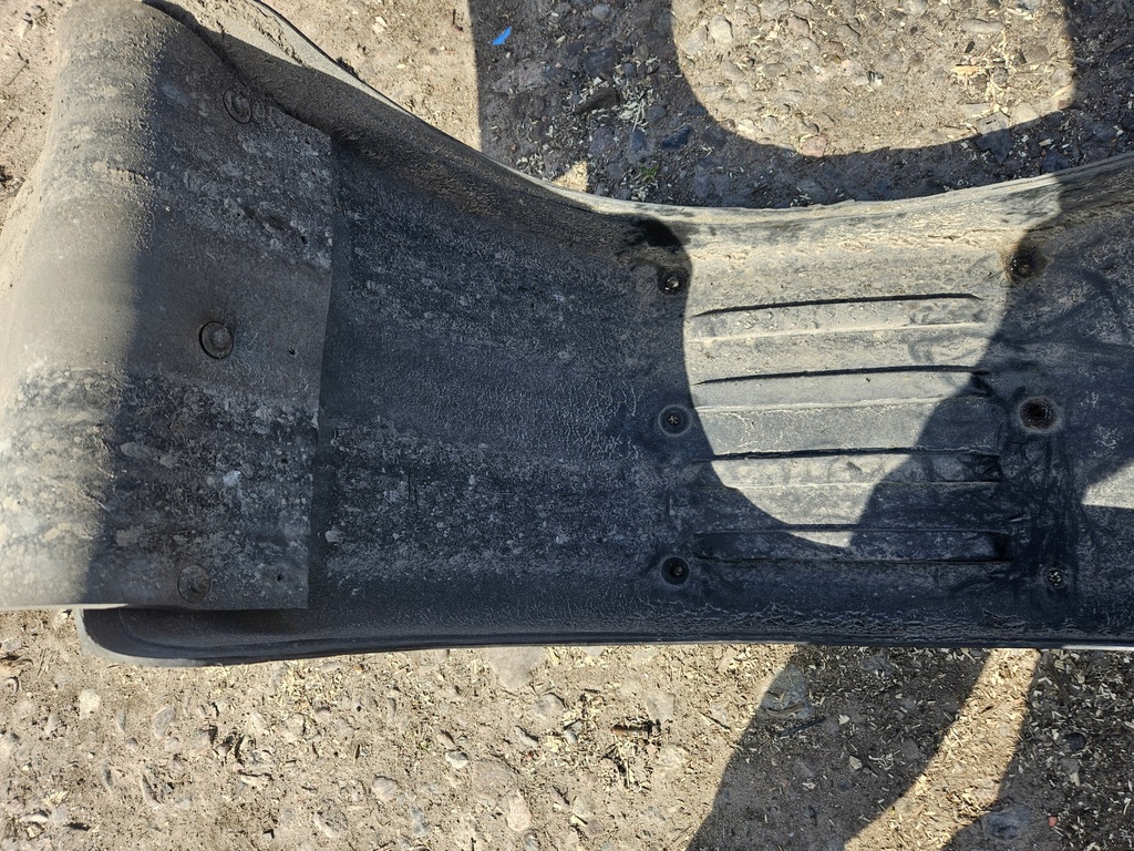 фото №7, Подкрылок крыло левый задняя двойник nissan cabstar maxity