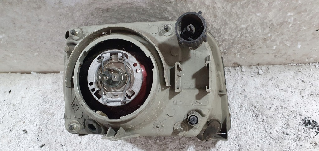 Купити Лампа перед права renault express 95- org europa