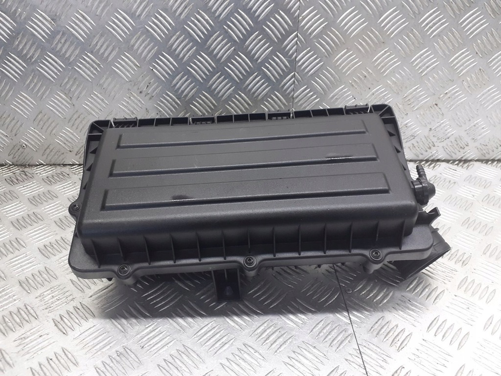 фото №1, Корпус фильтра воздуха vw golf v 1.4