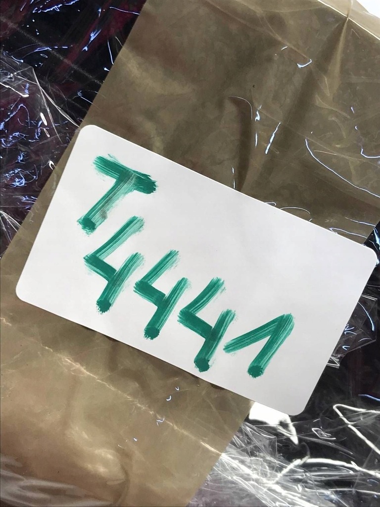 фото №10, Volvo xc90 права решітка нижня бампера передній 31383442