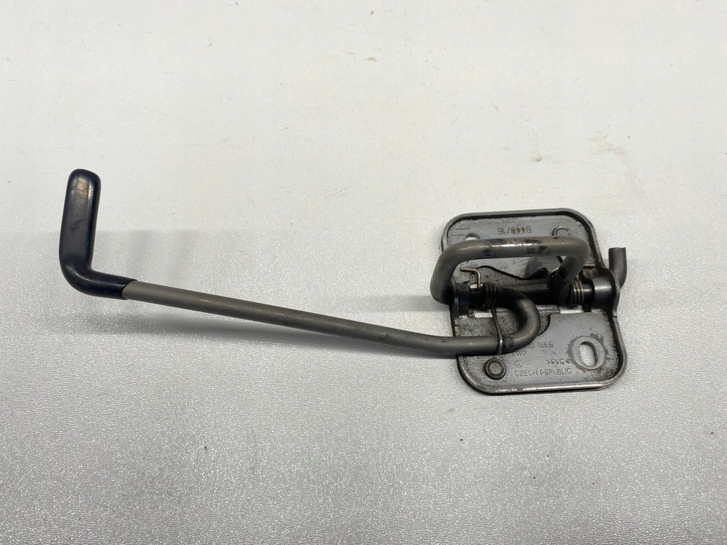 фото №4, Замок капот засов верхний skoda rapid lift 2014-