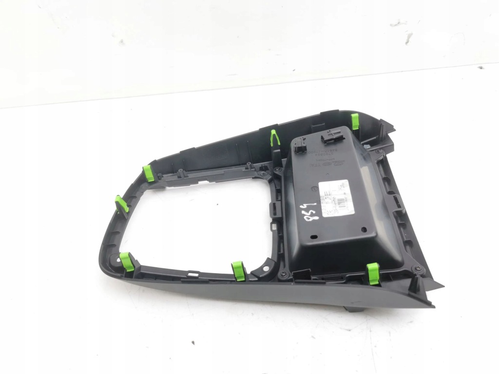 фото №6, Kia ceed 2019 рамка рычаг переключения передач  84615j7900