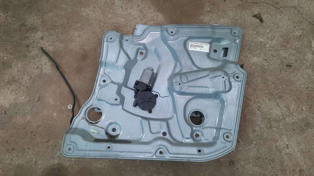 фото №1, Подъемник стекло правый перед nissan primera p11