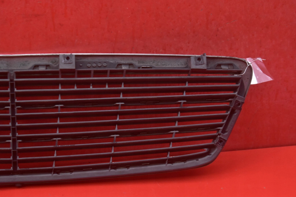 фото №11, Решітка радіатора решітка радіатора czarna хром a2038800483 mercedes c-klasa w203 00-04