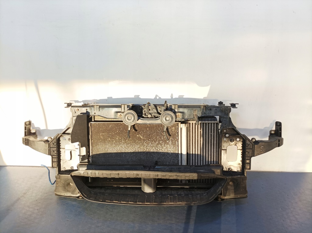 фото №1, Hyundai i40 i fl 1.7 d усилитель pas передний