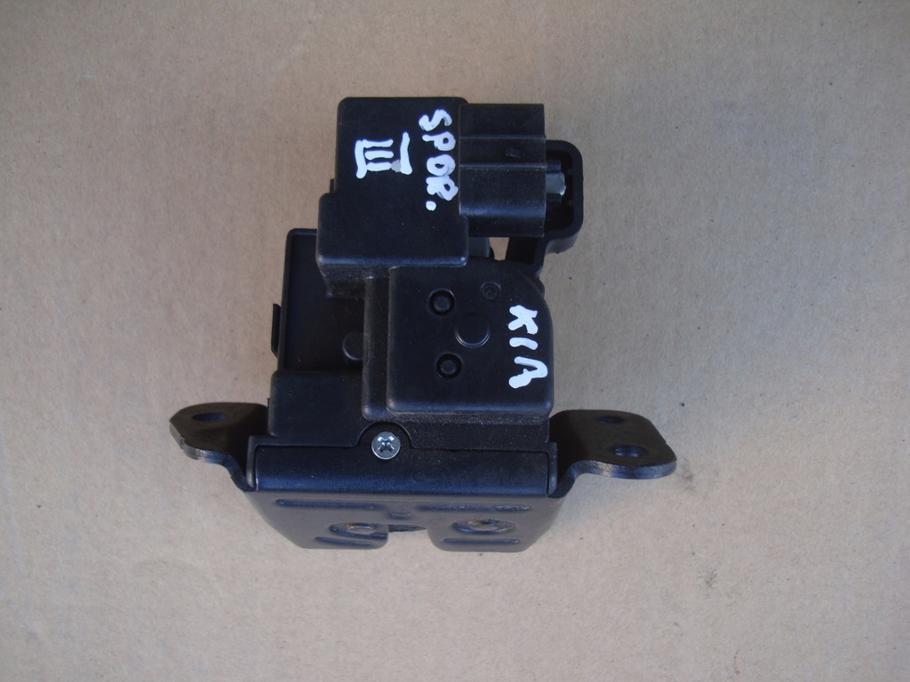 фото №1, Kia sportage iii замок крышки задний