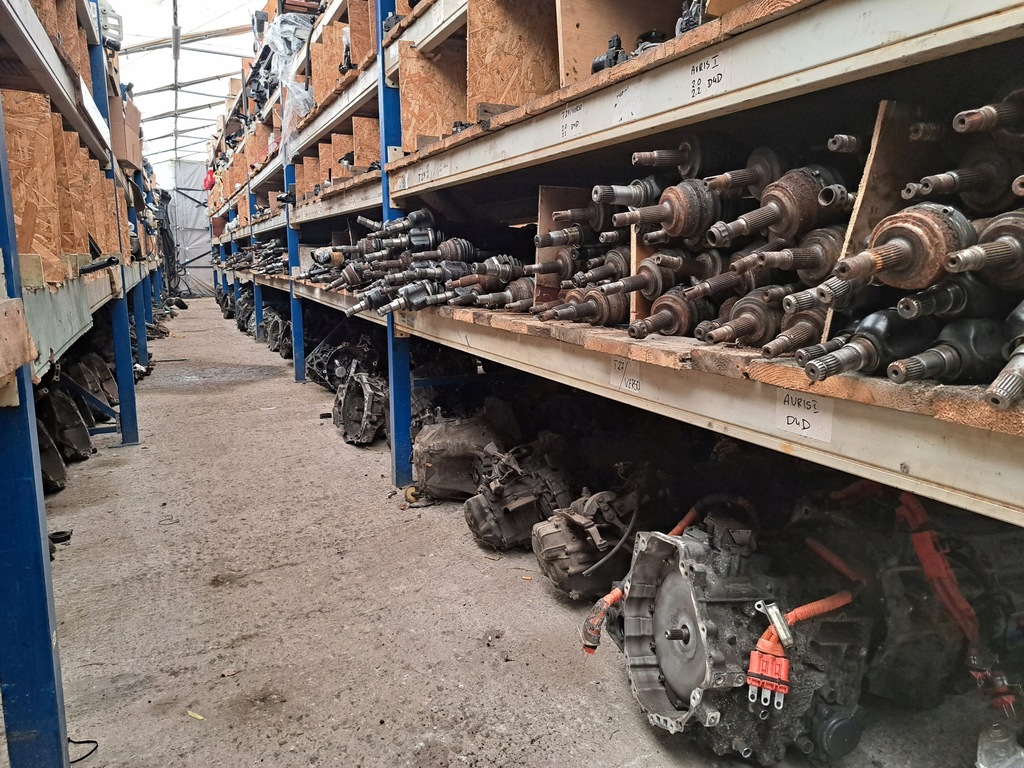 фото №12, Avensis verso 01-06r молдинг дахова ліва