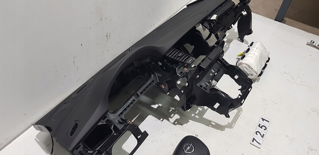 фото №3, Консоль air bag opel astra k оригинал