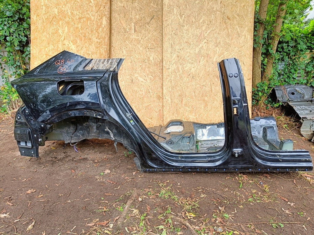 фото №1, Audi q8 4m четверть задняя правая задняя порог блок двигателя крыло правый