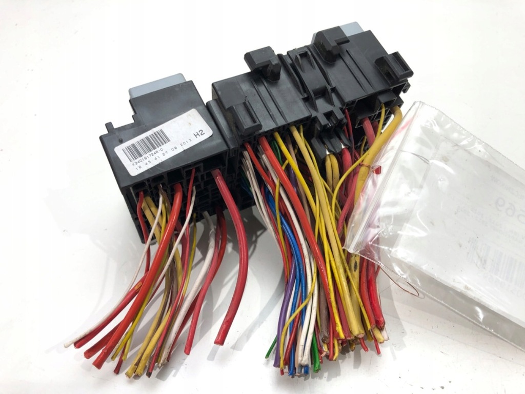 фото №2, Коробка запобіжників renault clio iv 240181724r хетчбек 1.5 90km