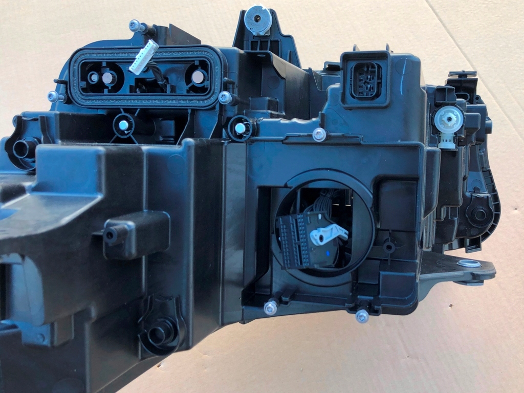 фото №10, Фара nieuzbrojony голый правый перед full led bmw x1 u11 usa 5a5bd56