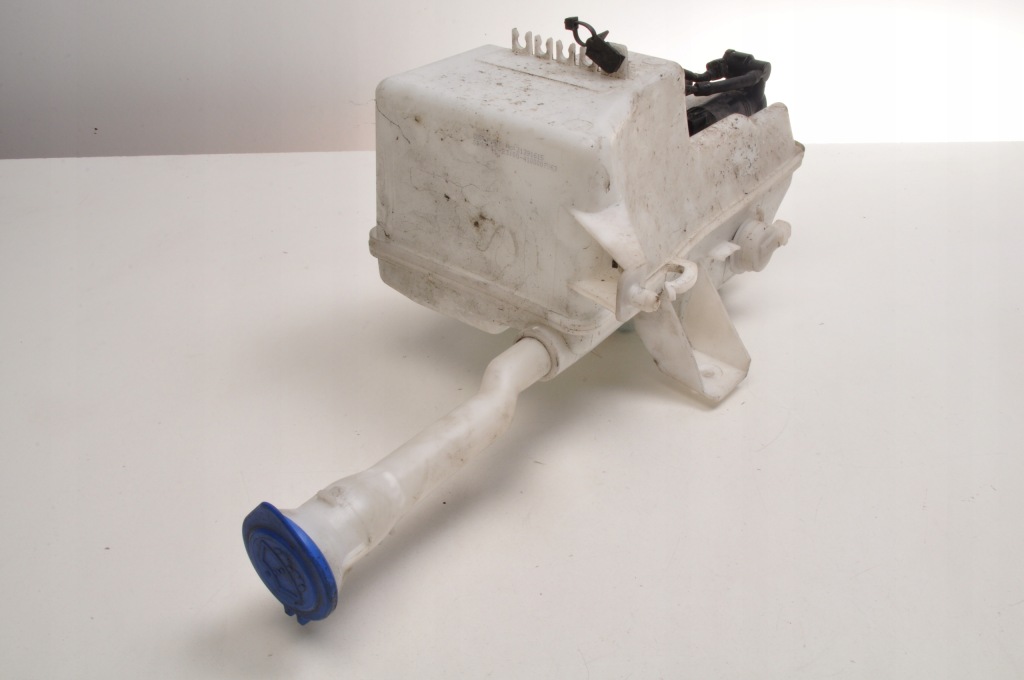 Купить Volvo v40 ii 2.0 d2 бачок омывателя 31391615