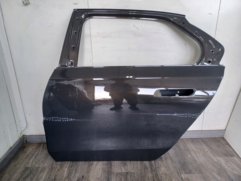 фото №1, Дверь ------- bmw 7 g70 ------ задние левая -----