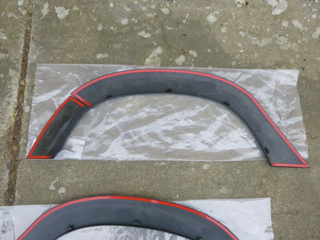 фото №16, Dacia duster ii 2 17- молдинг na крила перед задня