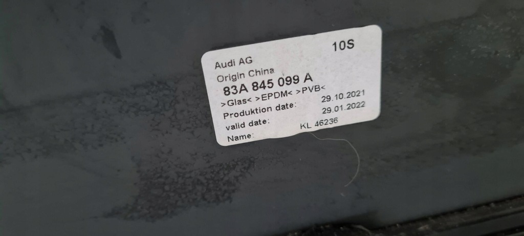 Q3 83a стекло лобовое передняя fuyao 21r оригинал  83a845099a Оригинал