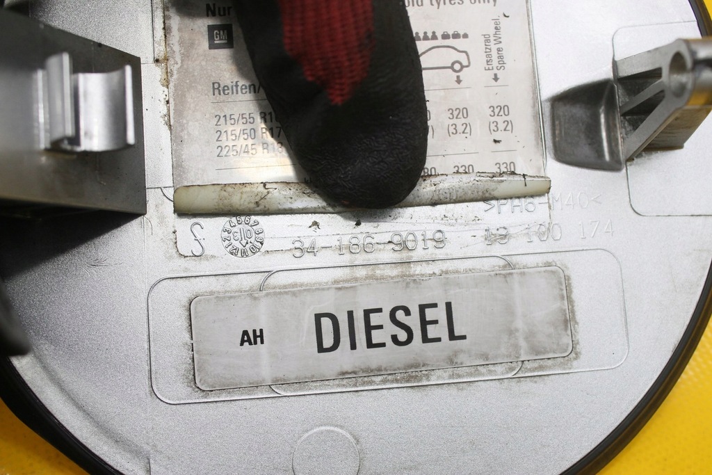 фото №7, Кришка заливної пального vectra c z157k