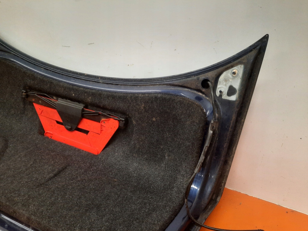 Audi a4 b5 94-99 кришка багажника багажника lz5k Ціна