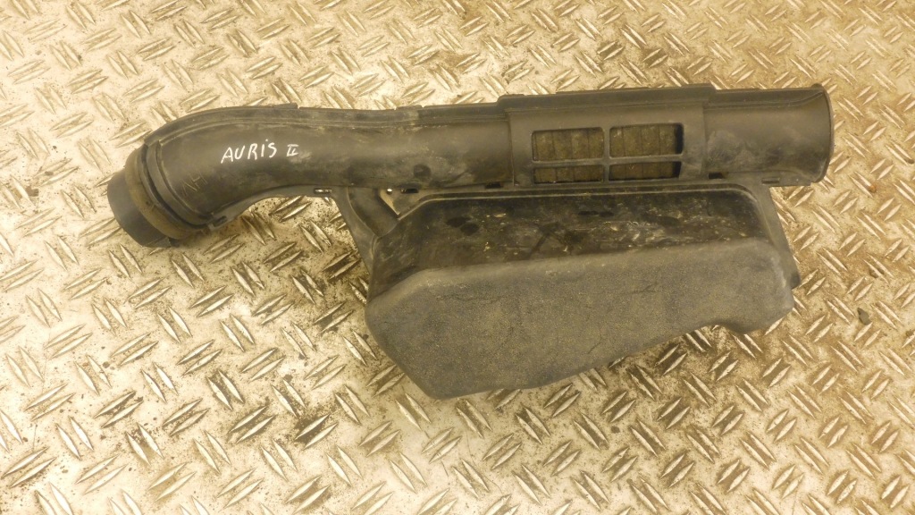 фото №1, Впуск резонатор 177500t010 toyota auris ii