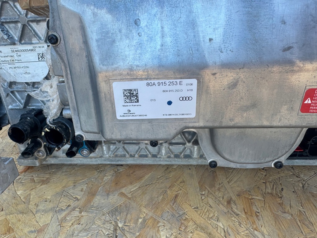 фото №10, Аккумулятор зарядное устройство audi q5 80a гибрид plug-in 80a915099g