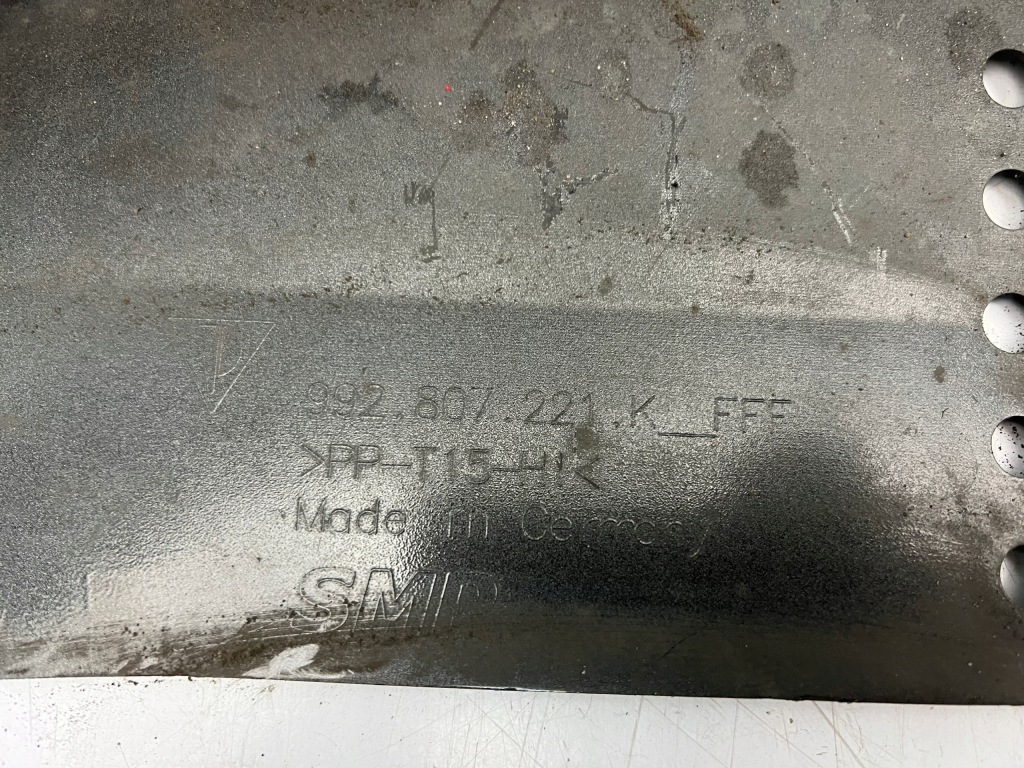 фото №8, Porsche 911 992 carrera gts sport бампер передний перед 18-