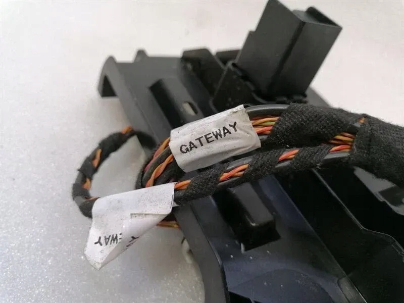 Модуль электронный bentley bentayga 36a mk2 80c907468c блок управляющий с Разборки