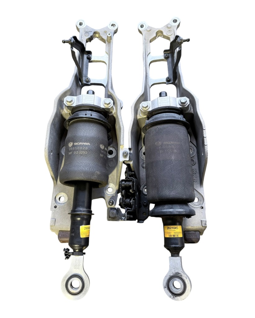 Подушка кронштейн подвеска кабины scania 2899402 2323742 Оригинал