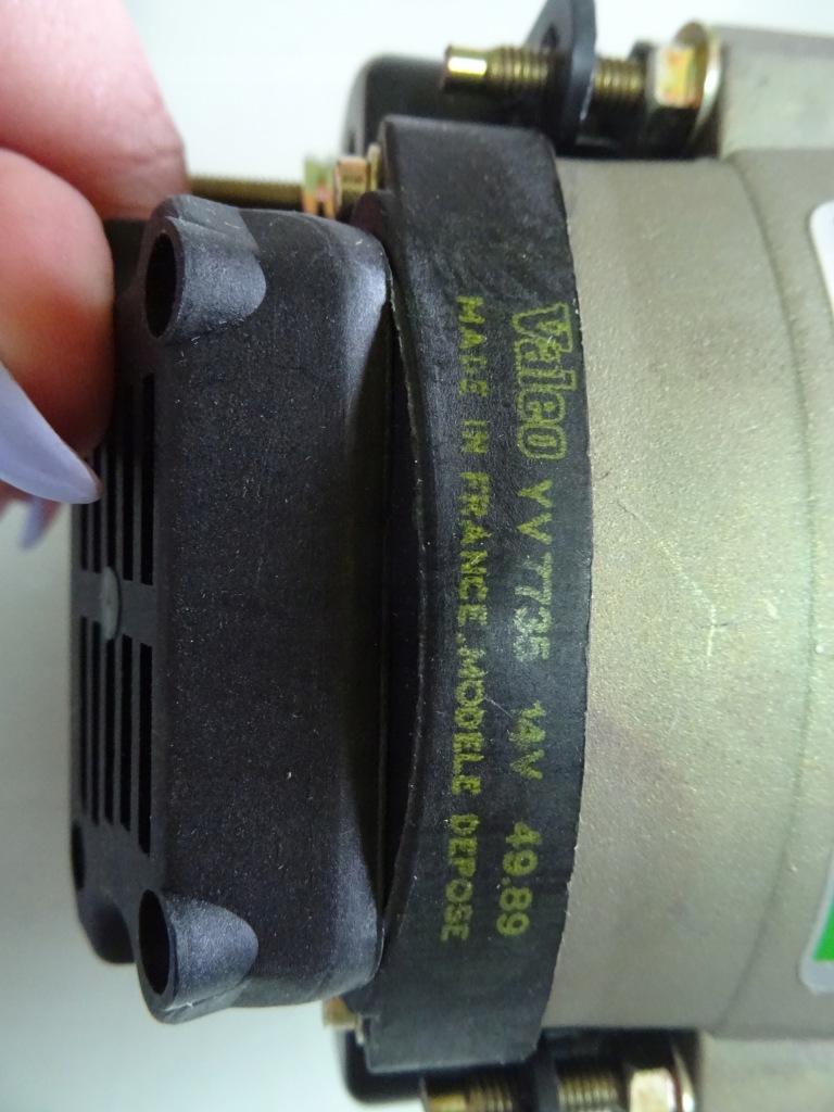 Генератор valeo 2103142 volvo penta Зі Шроту