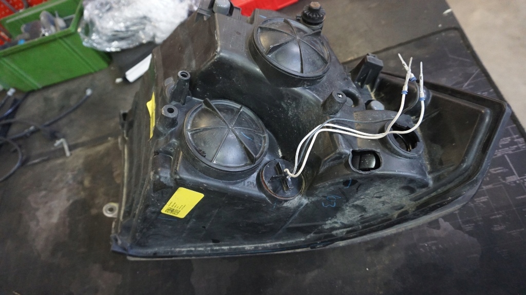 фото №3, Dodge ram лампа правая передняя 68270496ae